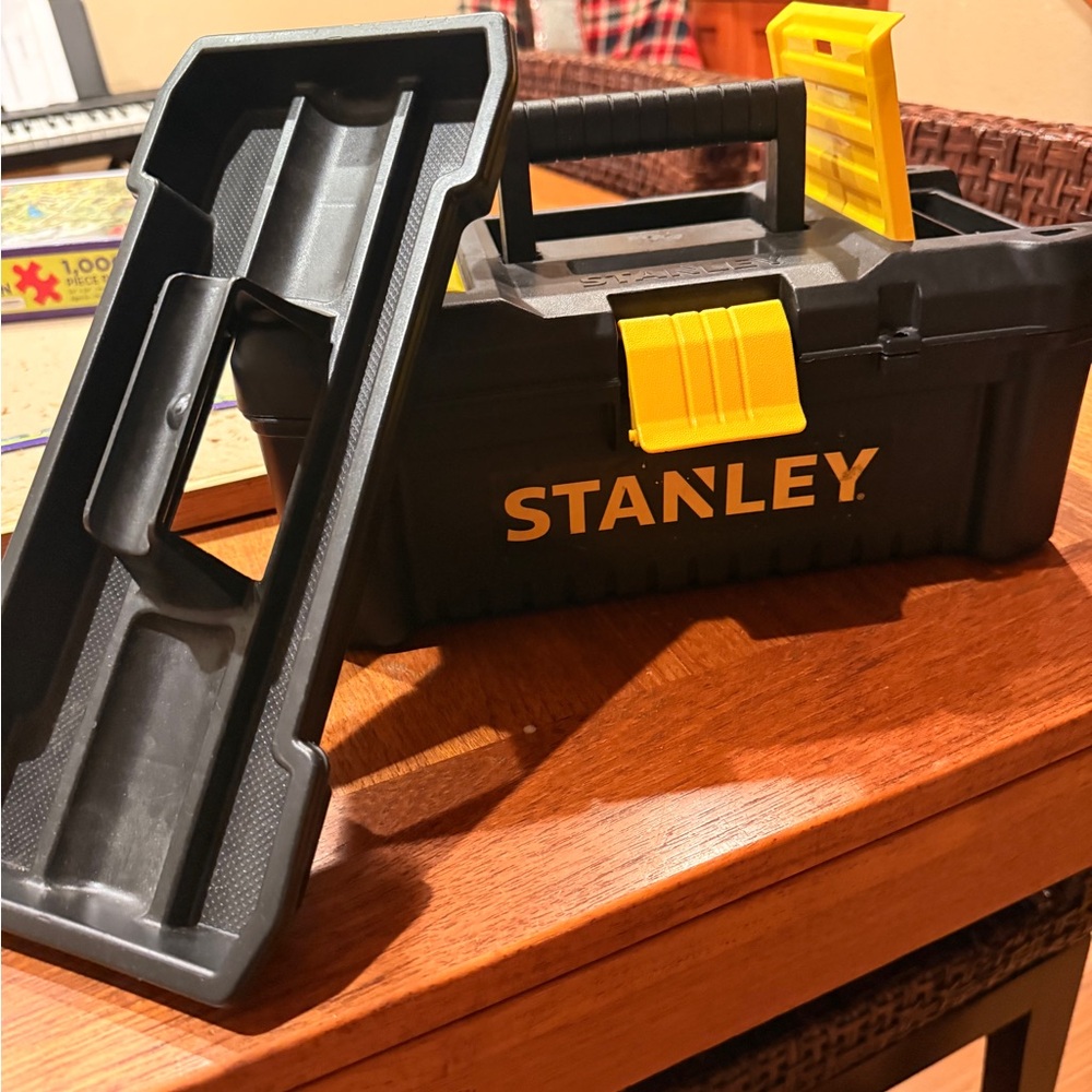 STANLEY STST13331 12.5-Inch Essential Toolbox